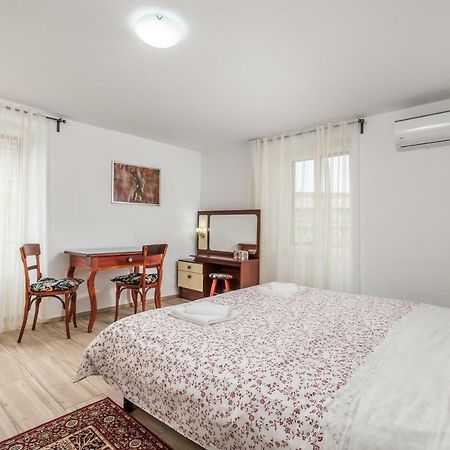Adeona Apartments Рийека Екстериор снимка