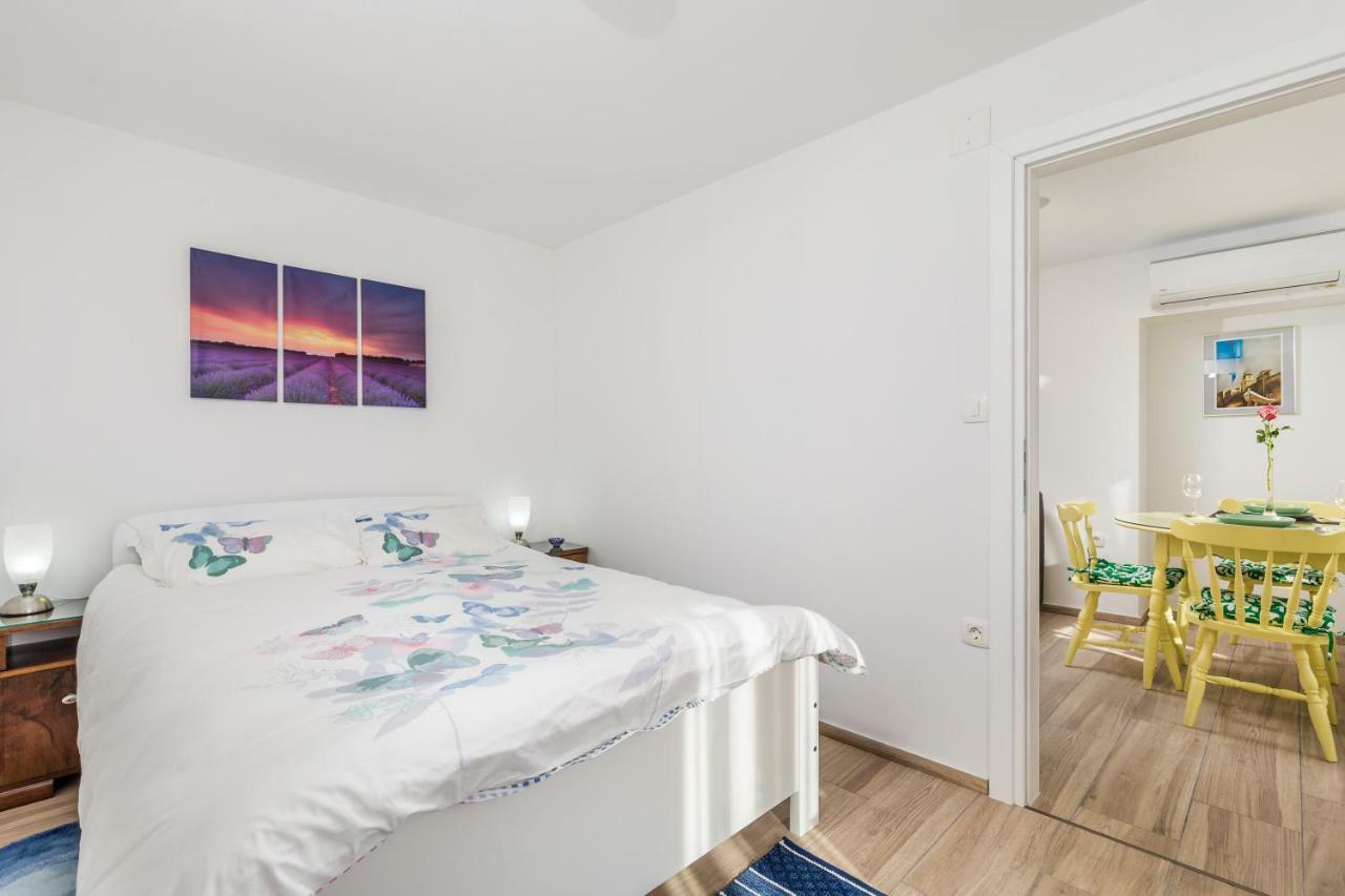 Adeona Apartments Рийека Екстериор снимка