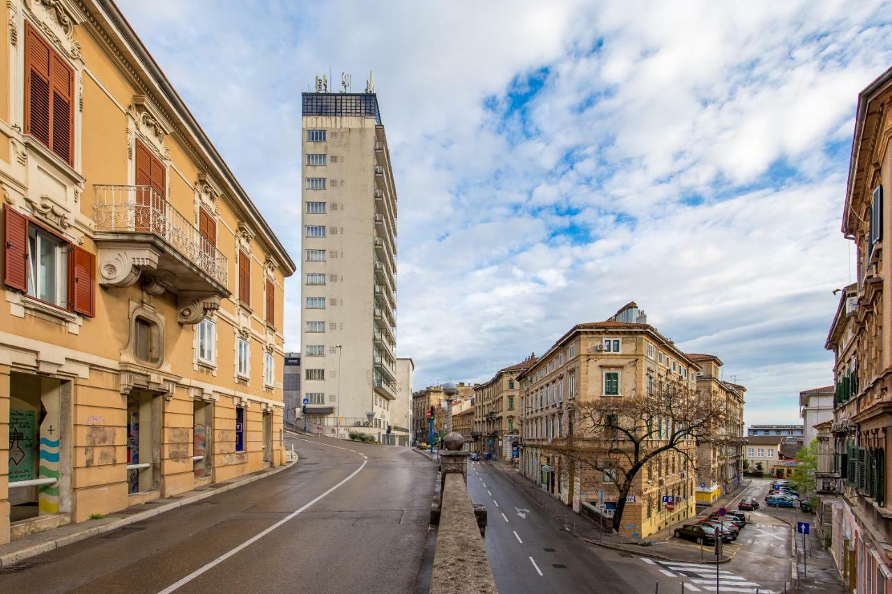 Adeona Apartments Рийека Екстериор снимка