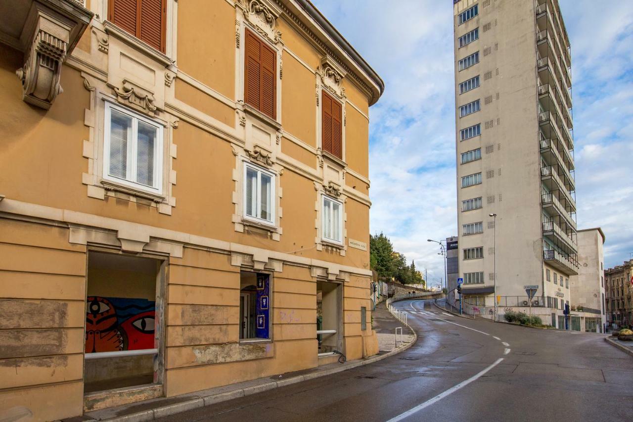 Adeona Apartments Рийека Екстериор снимка